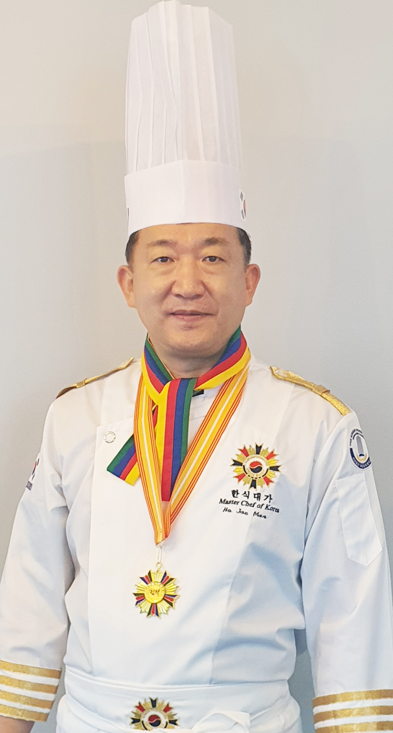 하재만