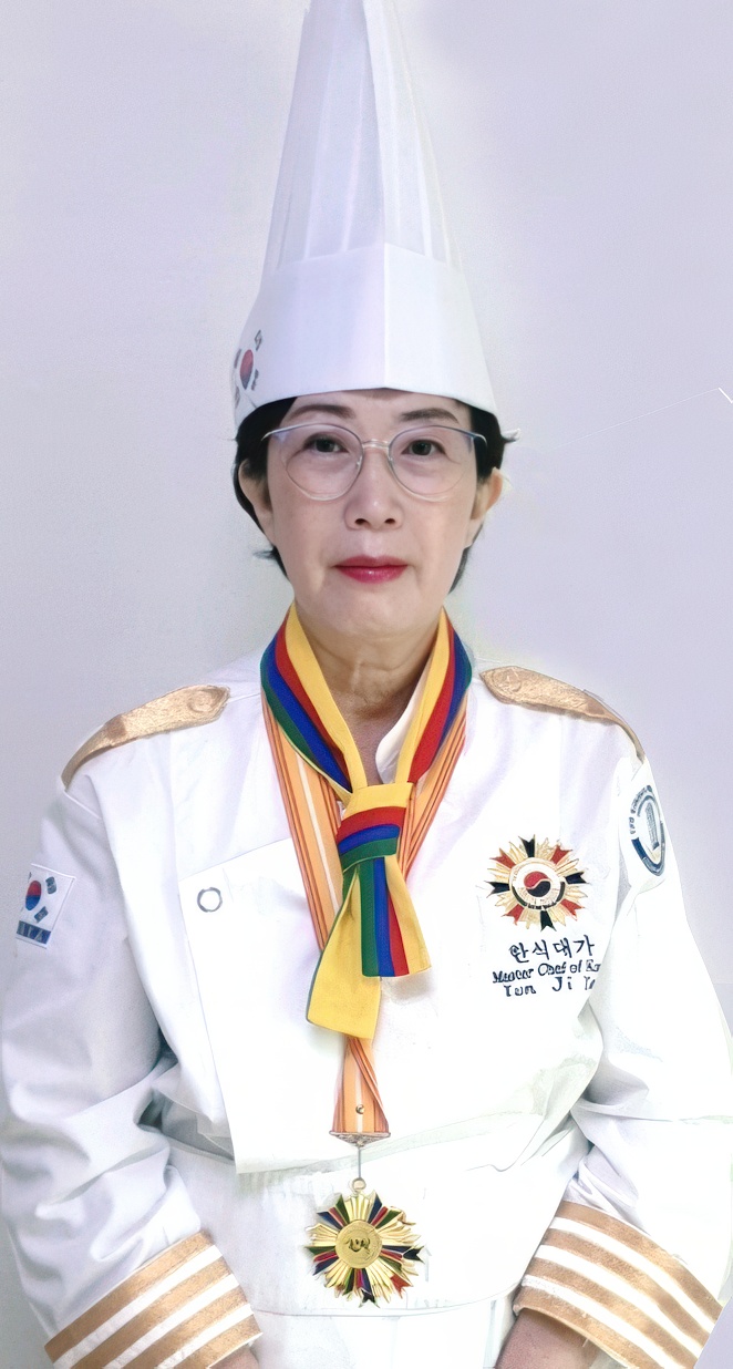 윤지영
